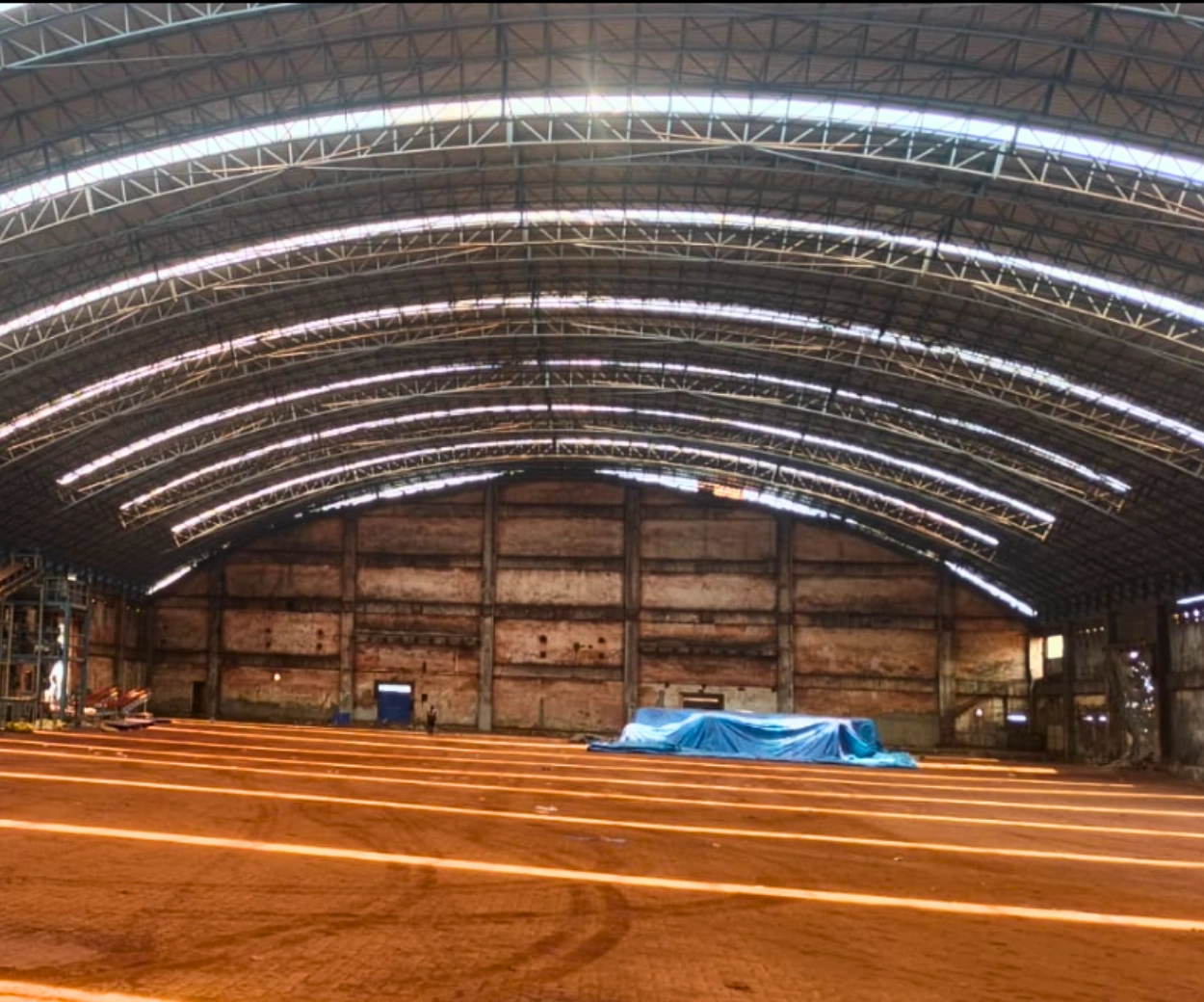 Orange Peel Grab for Scrap Handling Delta shed fabrication