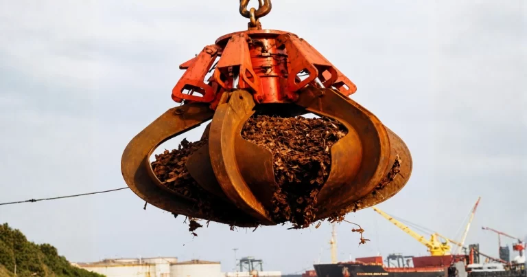 Electro hydraulic grabs