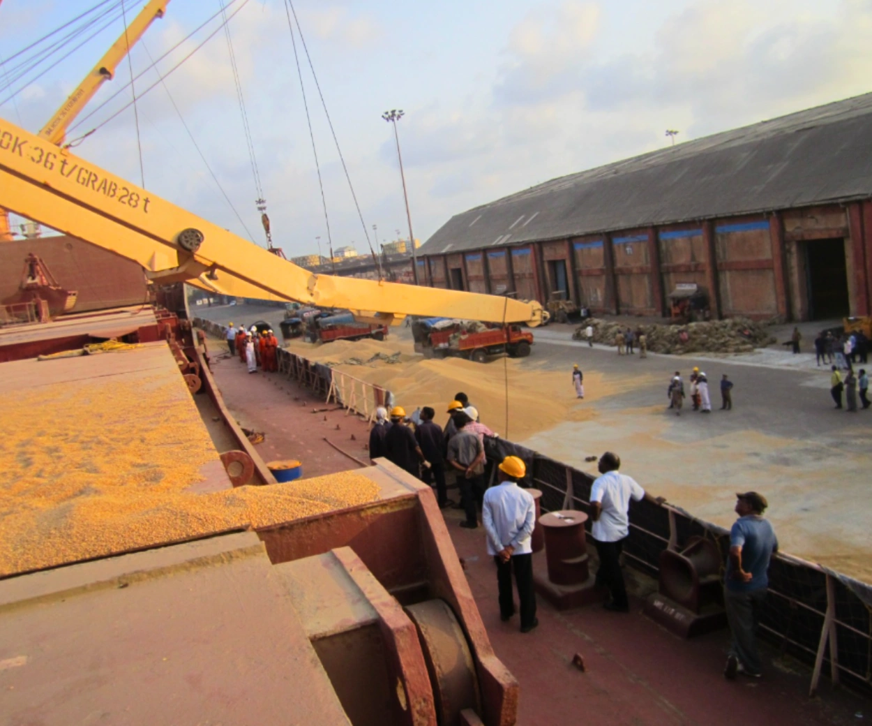 Orange Peel Grab for Scrap Handling Spar lynx crane boom repair gallery